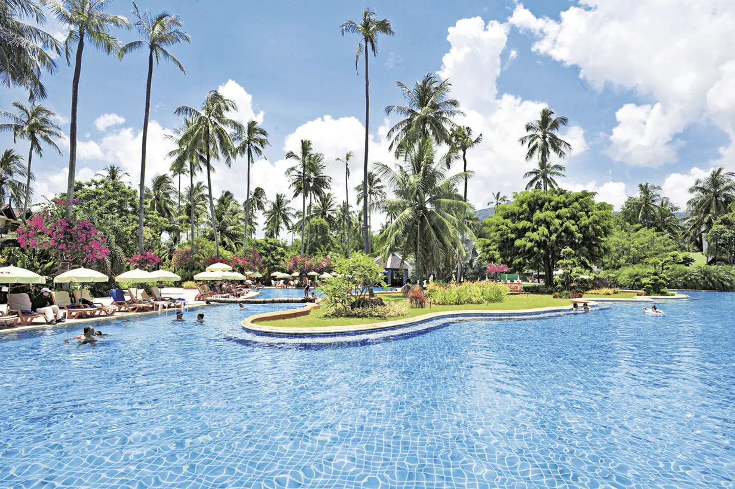 Duangjitt Resort & Spa OUTDOOR_POOL