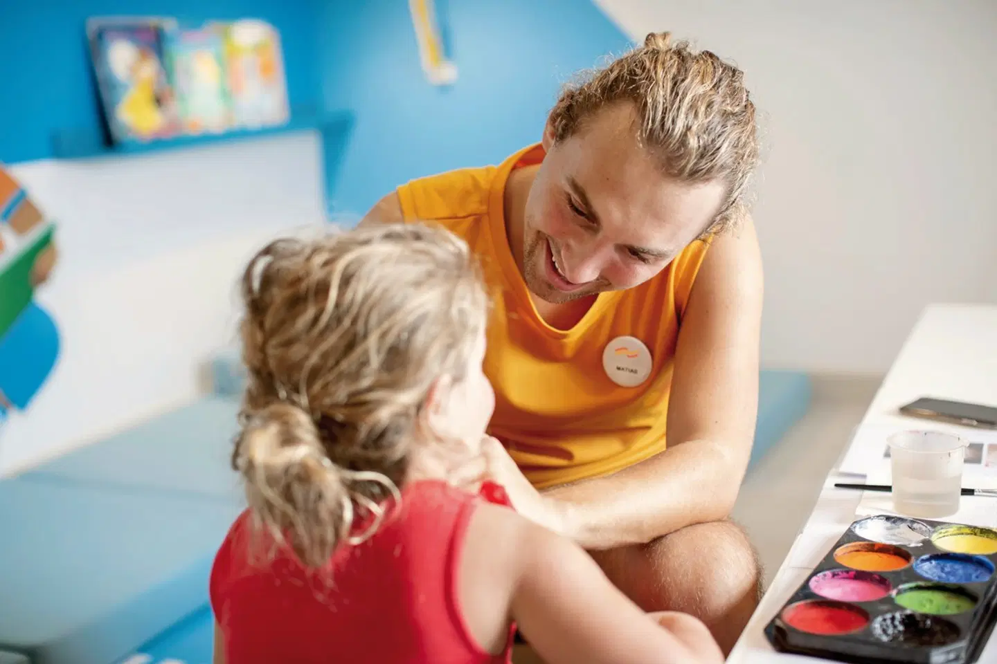 Sunwing Kamala Beach PEOPLE