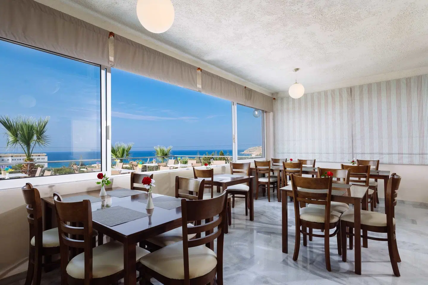 Oasis Hotel Restaurant