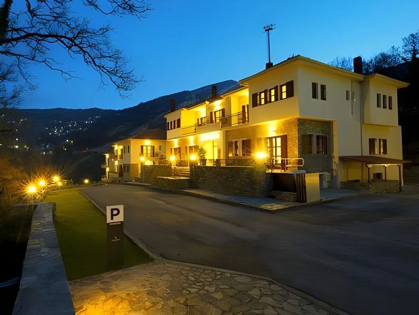 Pilion Terra Hotel EXTERIOR