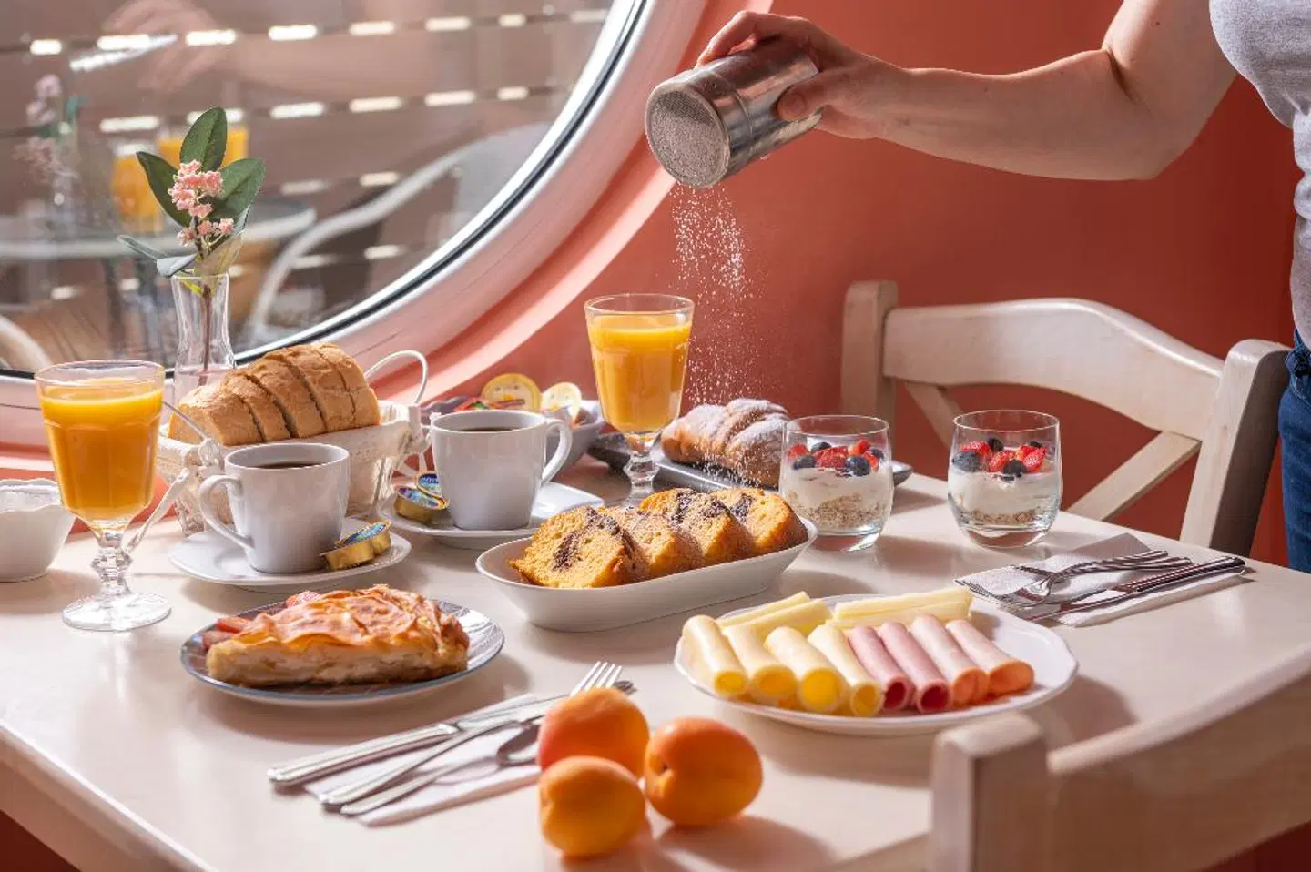 Ouzas Luxury Hotel Restaurant