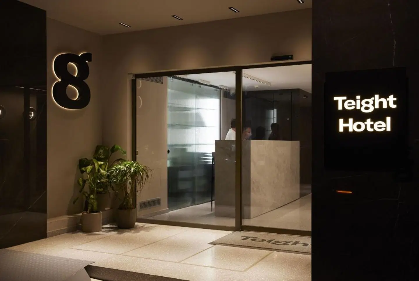 Teight Hotel LOUNGE_LOBBY