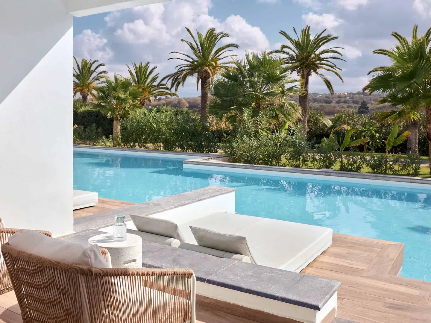 Grecotel LUXME White ROOM_EXAMPLE