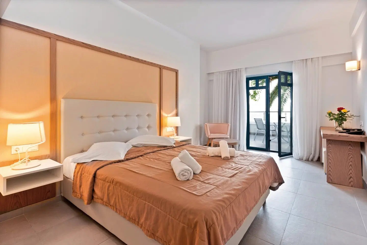 Eva Bay ROOM_EXAMPLE