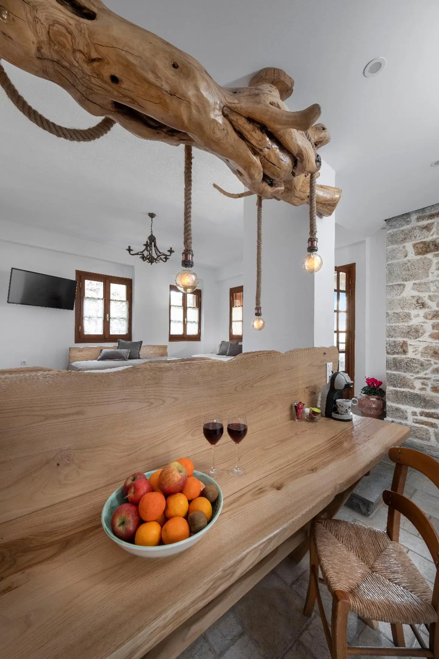 Palios Stathmos HEALTH_BEAUTY