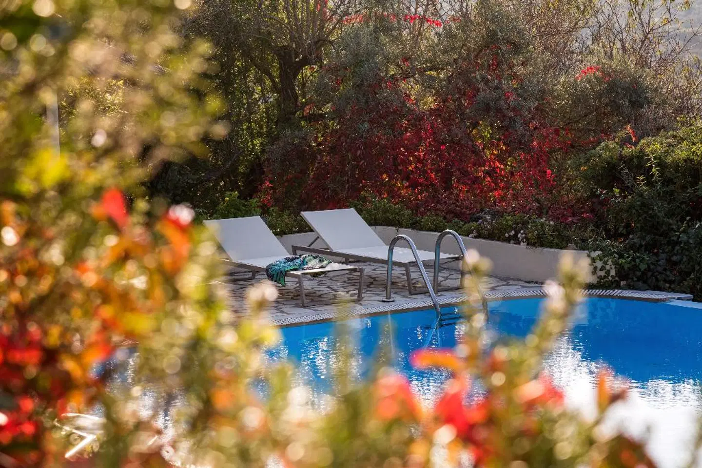 Artblue Villas OUTDOOR_POOL