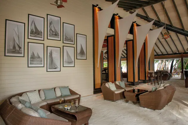 Bandos Maldives LOUNGE_LOBBY
