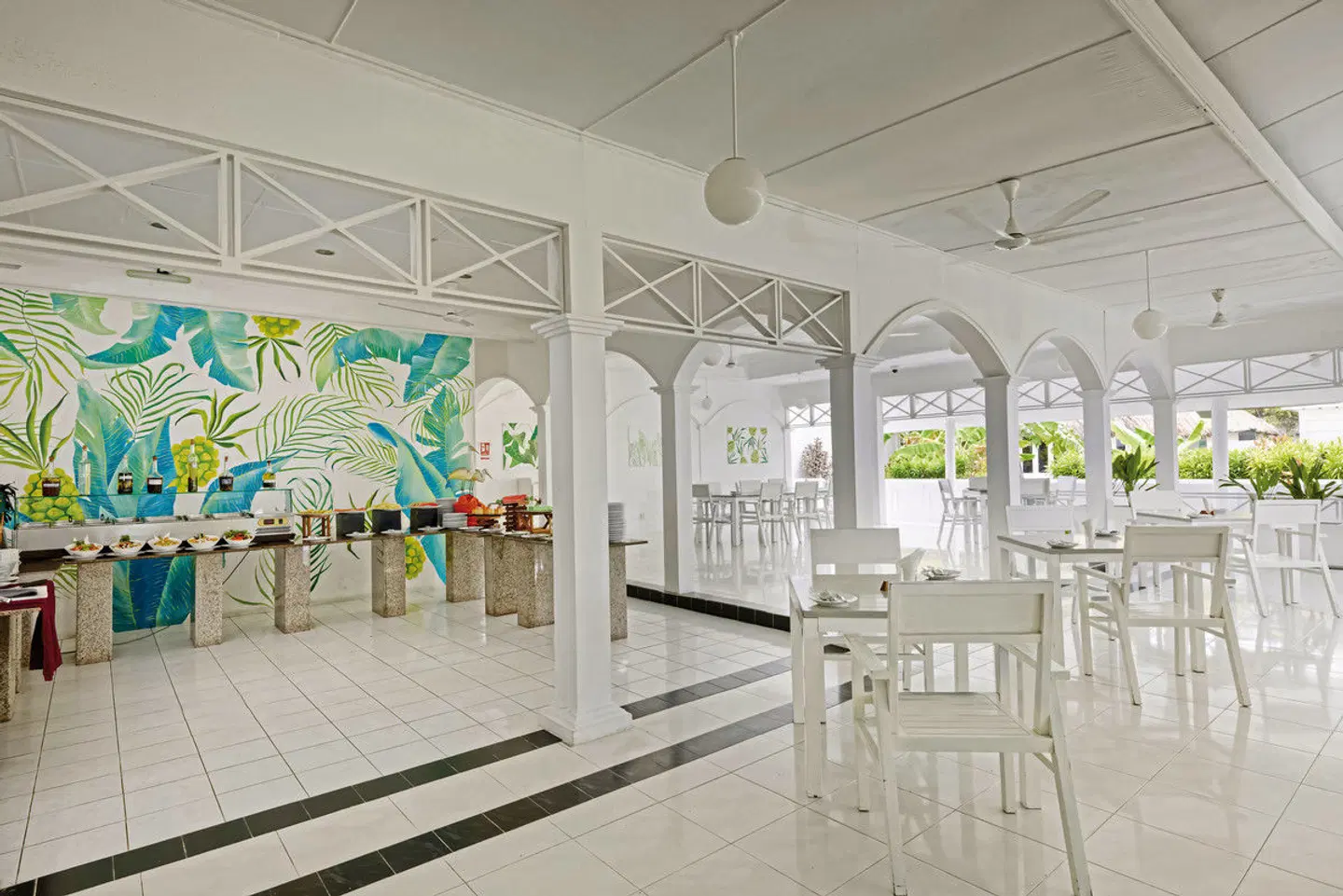 Equator Village Maldives LOUNGE_LOBBY