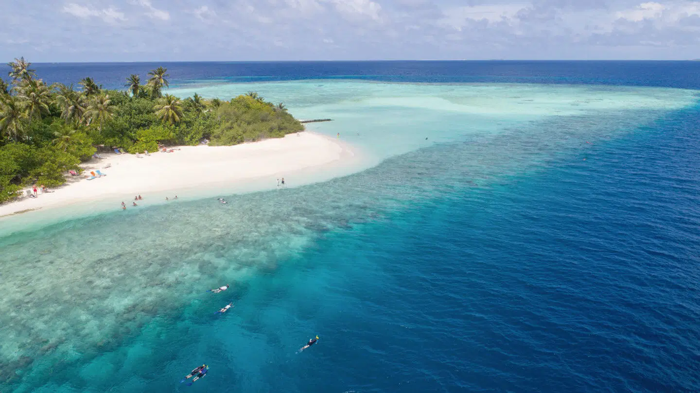 Embudu Village Maldives Strand