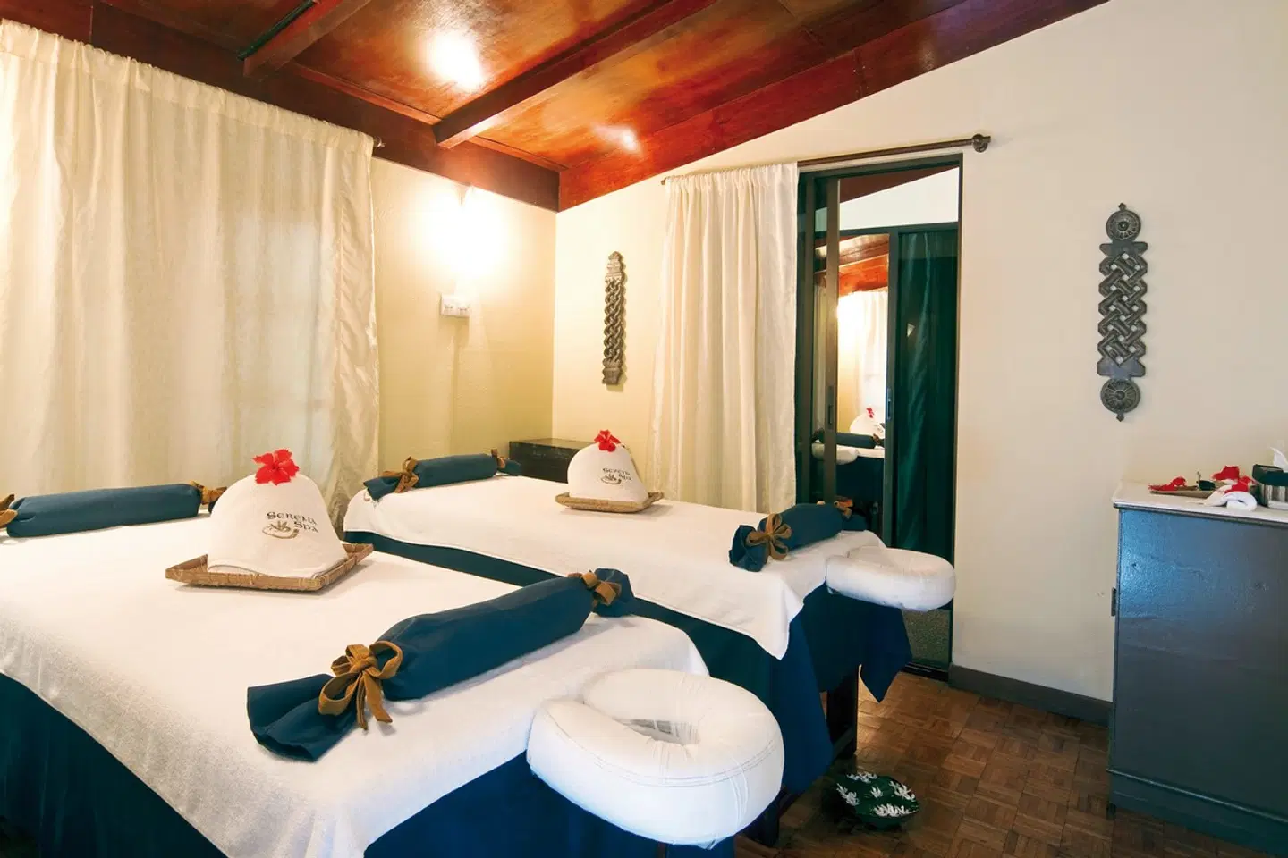 Embudu Village Maldives HEALTH_BEAUTY