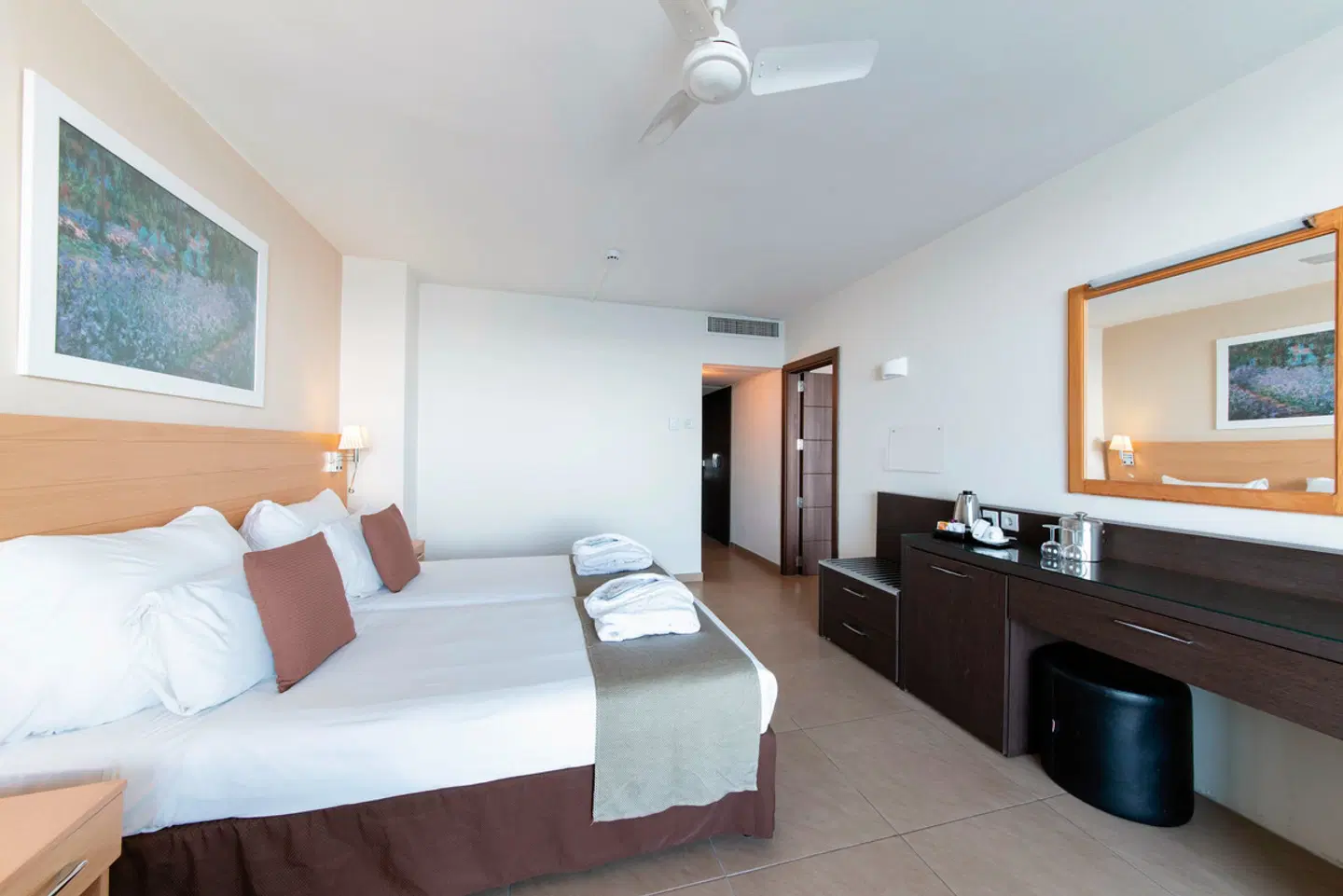 Preluna Hotel & Spa ROOM_EXAMPLE