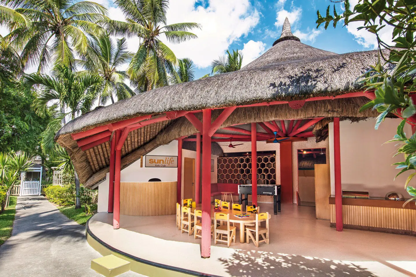 La Pirogue Mauritius Bar