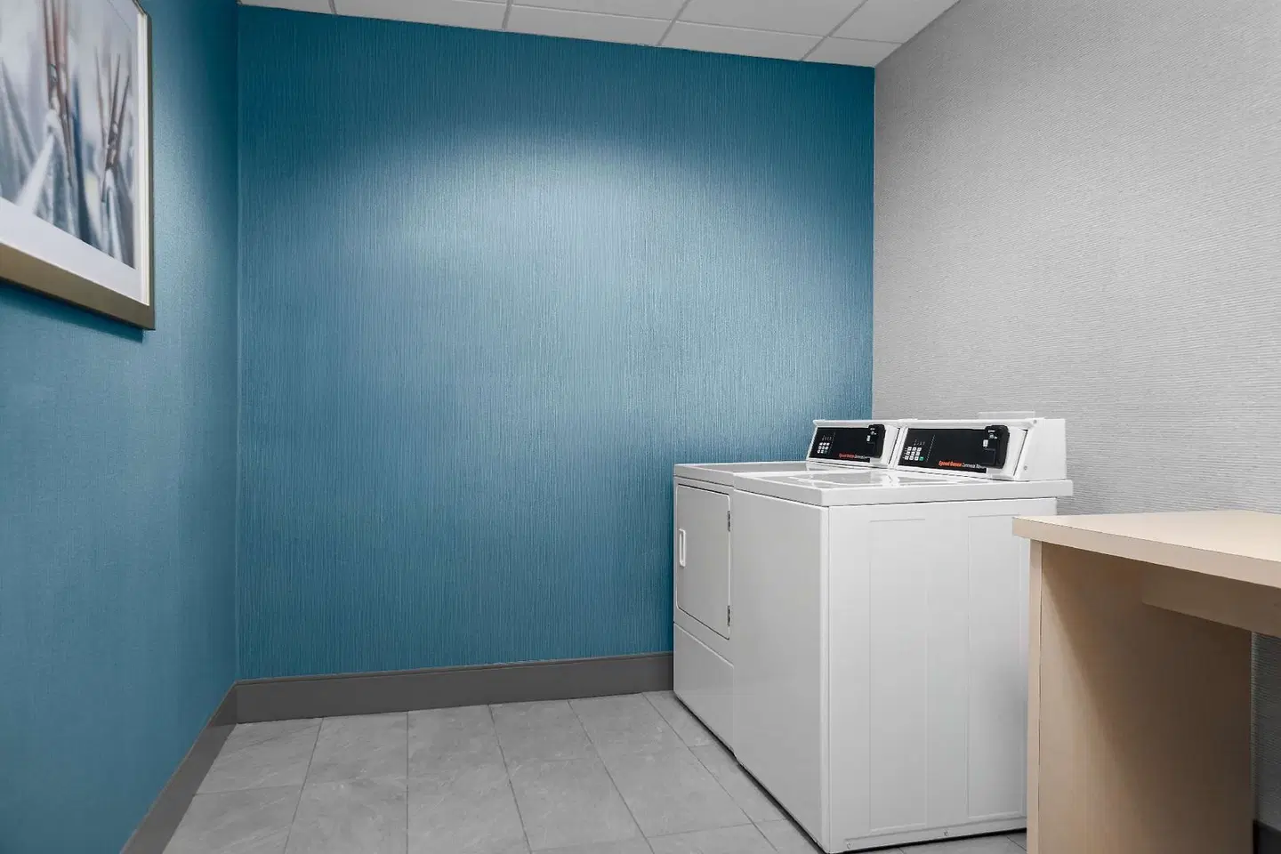 Hampton Inn & Suites ATL-Six Flags ROOM_EXAMPLE