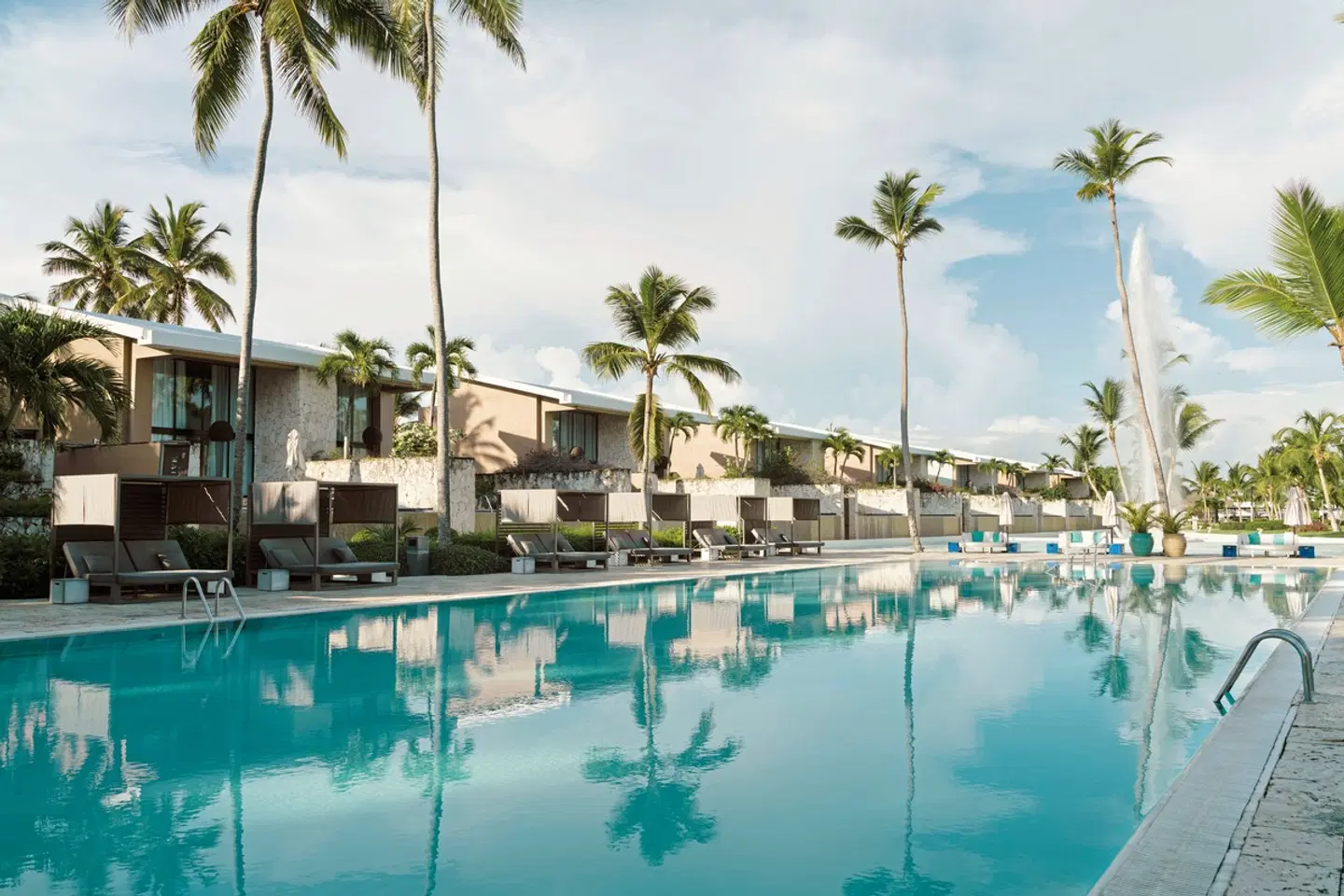 Catalonia Royal Bávaro - Adults Only OUTDOOR_POOL