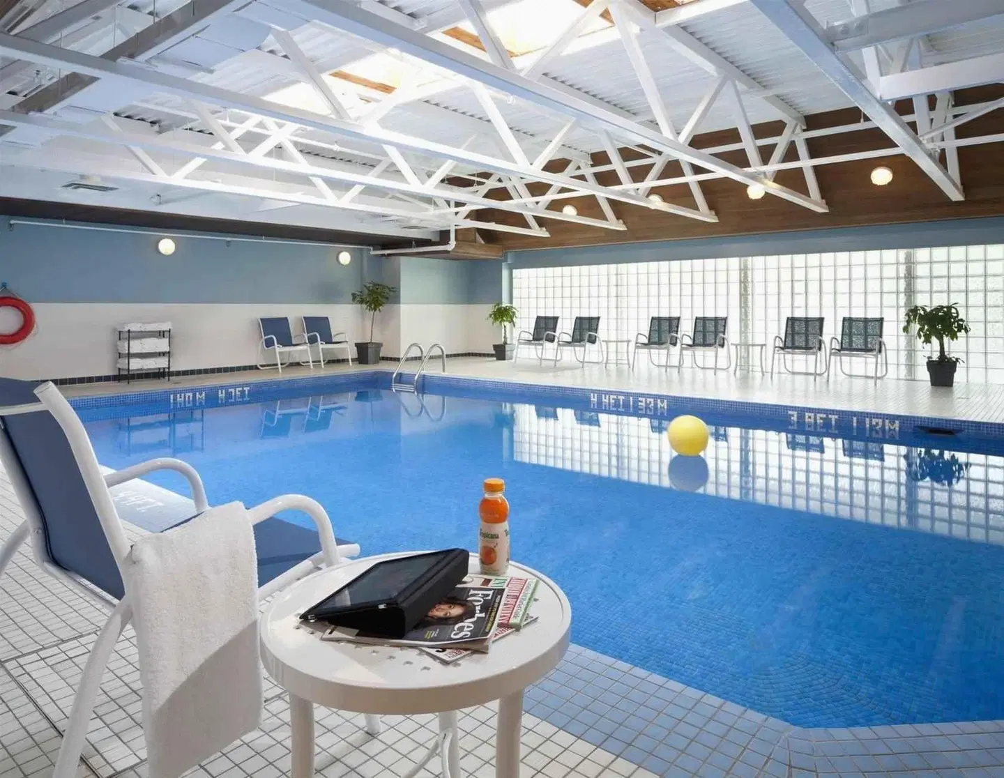 Four Points by Sheraton Hotel & Conference Centre Gatineau-Ottawa Hallenbad