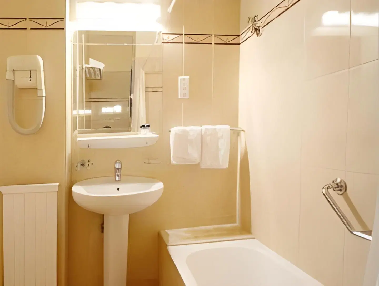 Palladion Hotel Badezimmer