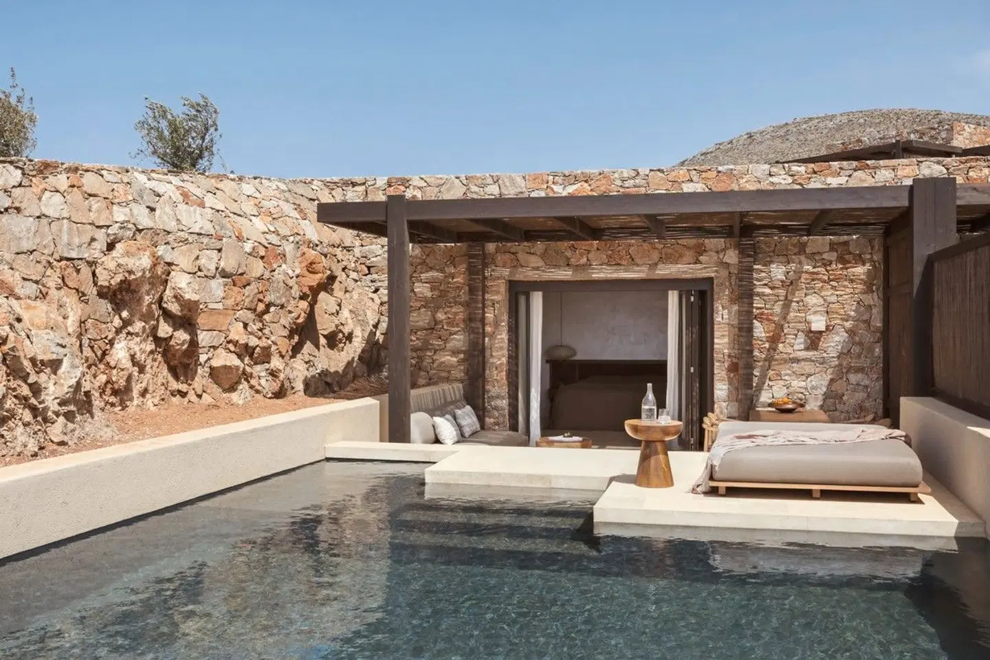 Gundari OUTDOOR_POOL