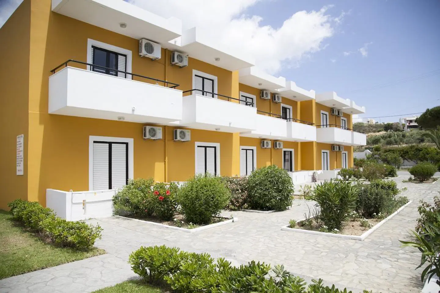 Manolis Studios EXTERIOR