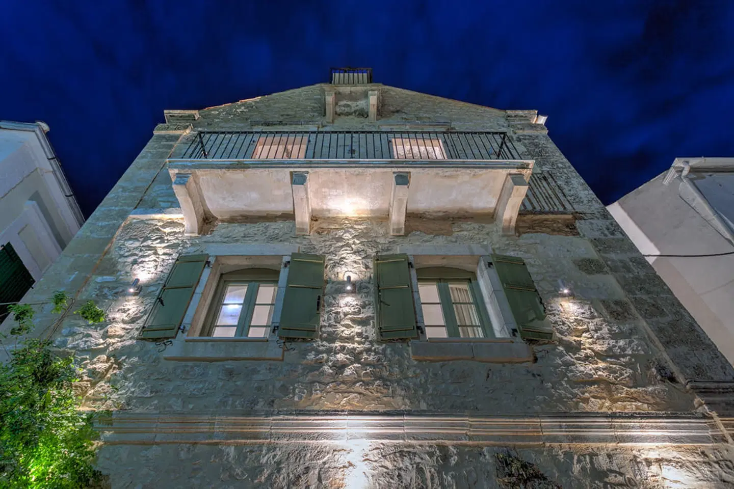 Fiscardonna Luxury Suites EXTERIOR