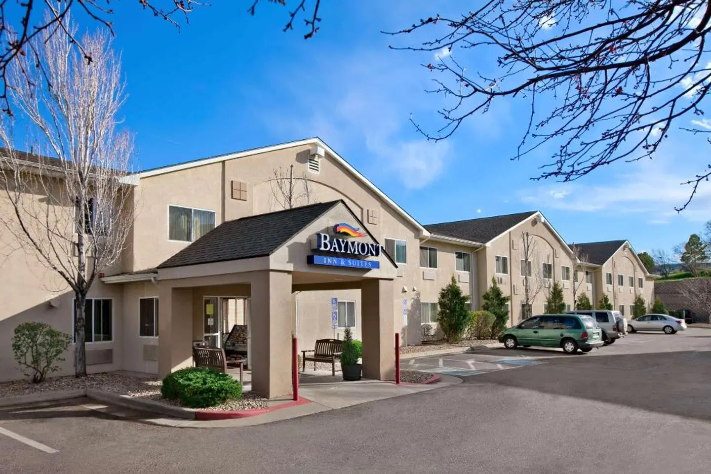 Baymont by Wyndham Denver West/Federal Center EXTERIOR