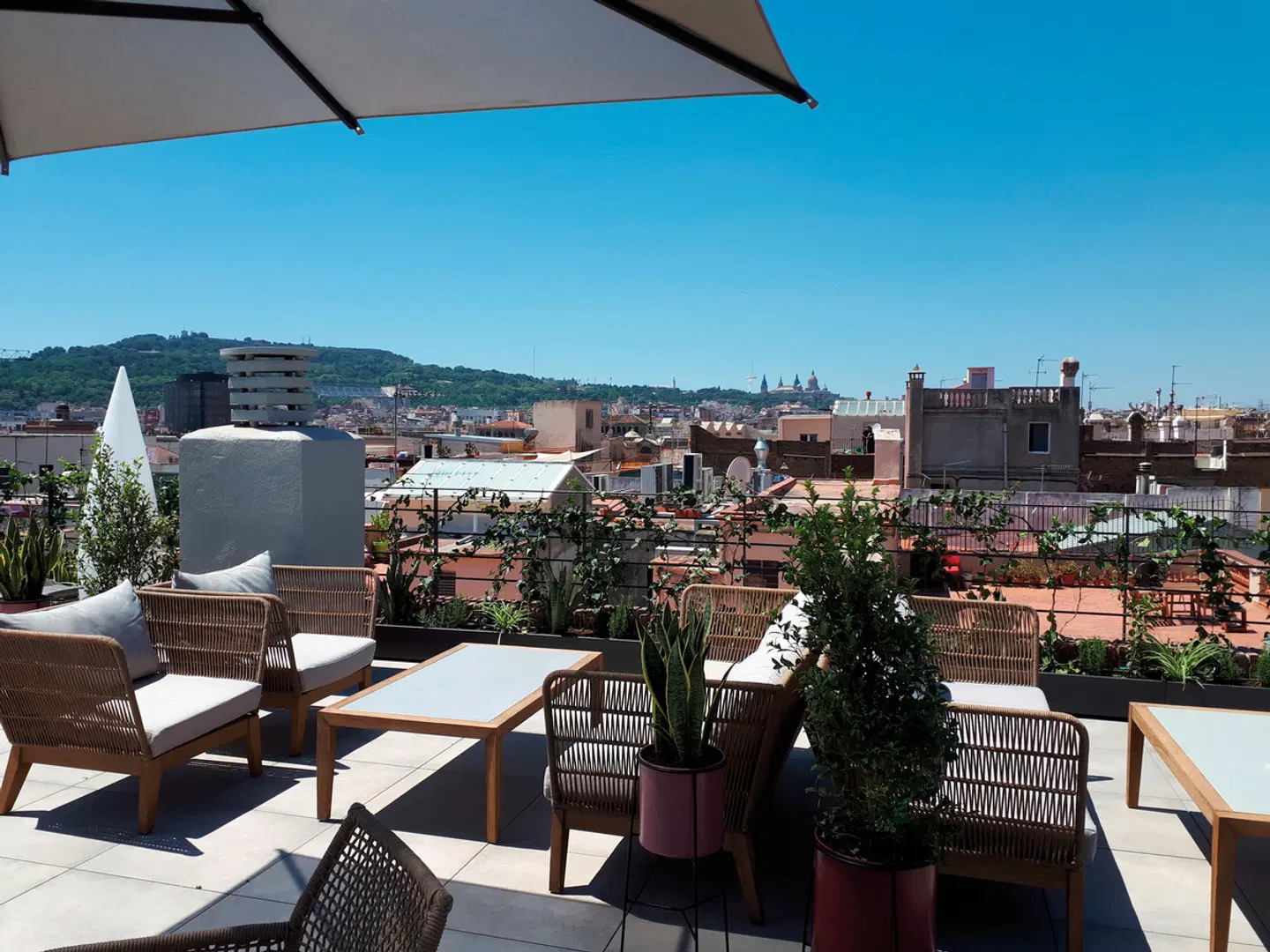 Hotel Silken Ramblas Barcelona Terrasse