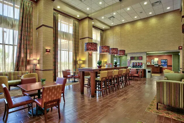 Hampton Inn & Suites Scottsdale/Riverwalk Bar