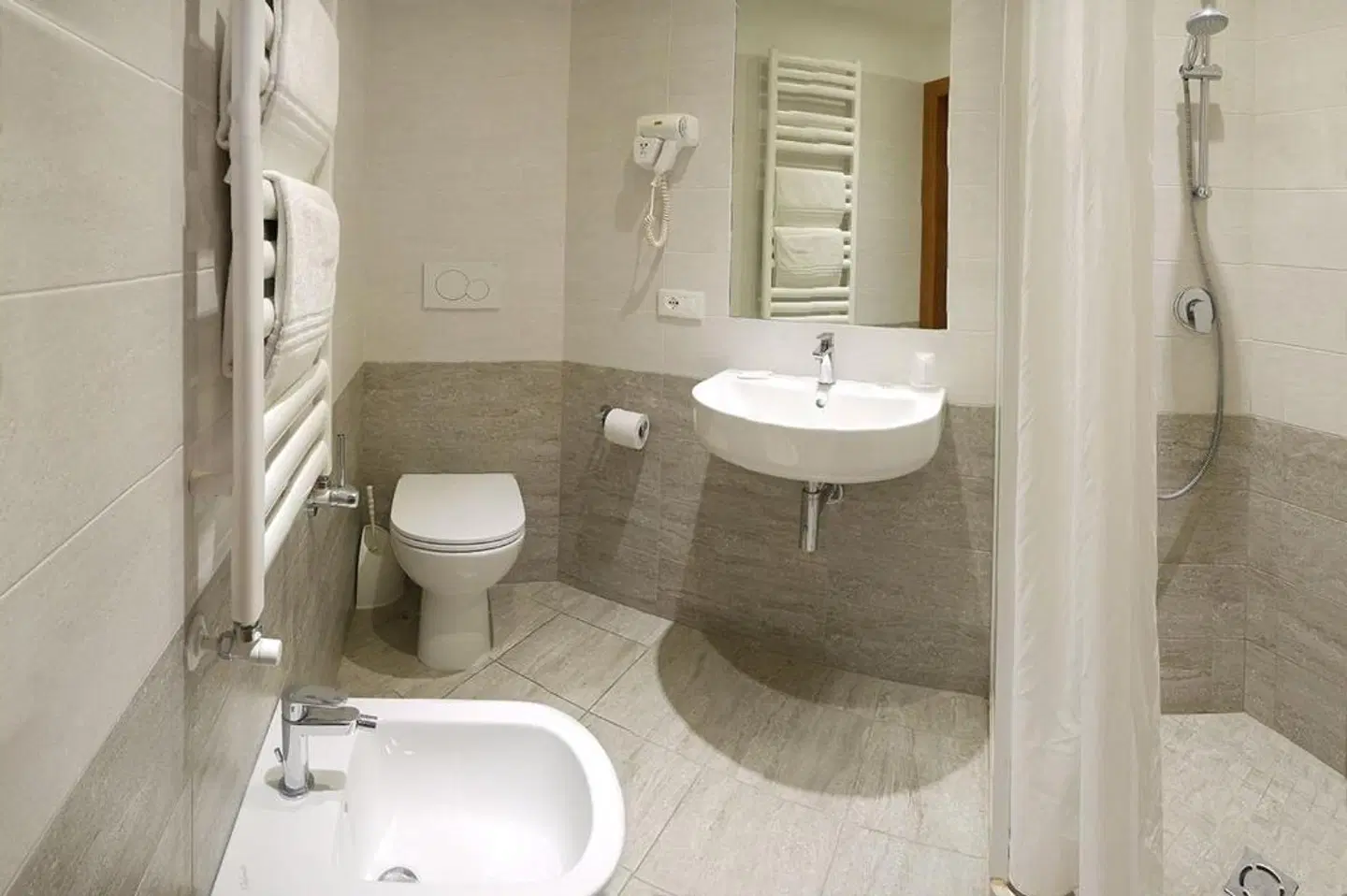 Alla Rotonda Badezimmer