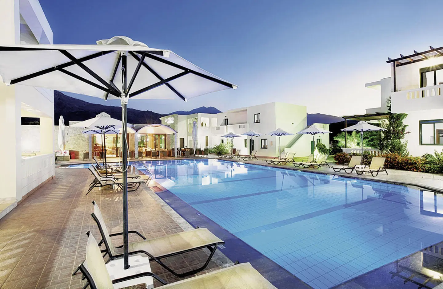 Anna's House Relaxing Holidays OUTDOOR_POOL