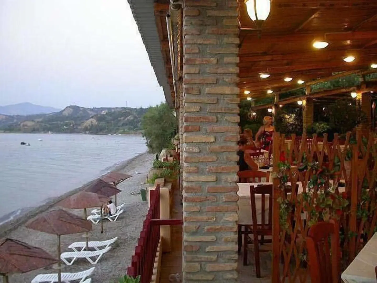 Castella Beach Terrasse