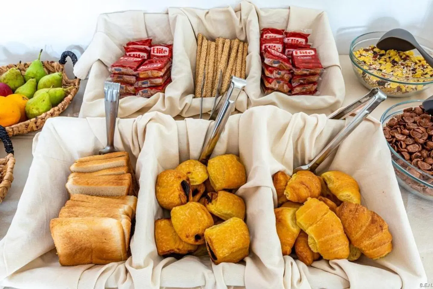 Anamar Santorini Restaurant