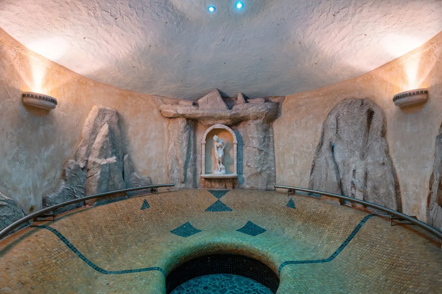 Thaneller HEALTH_BEAUTY