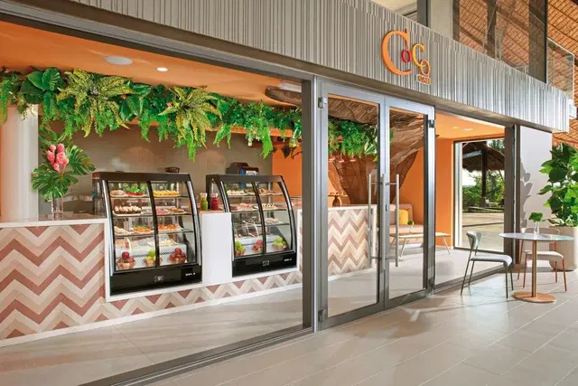 Dreams Flora Resort & Spa Bar