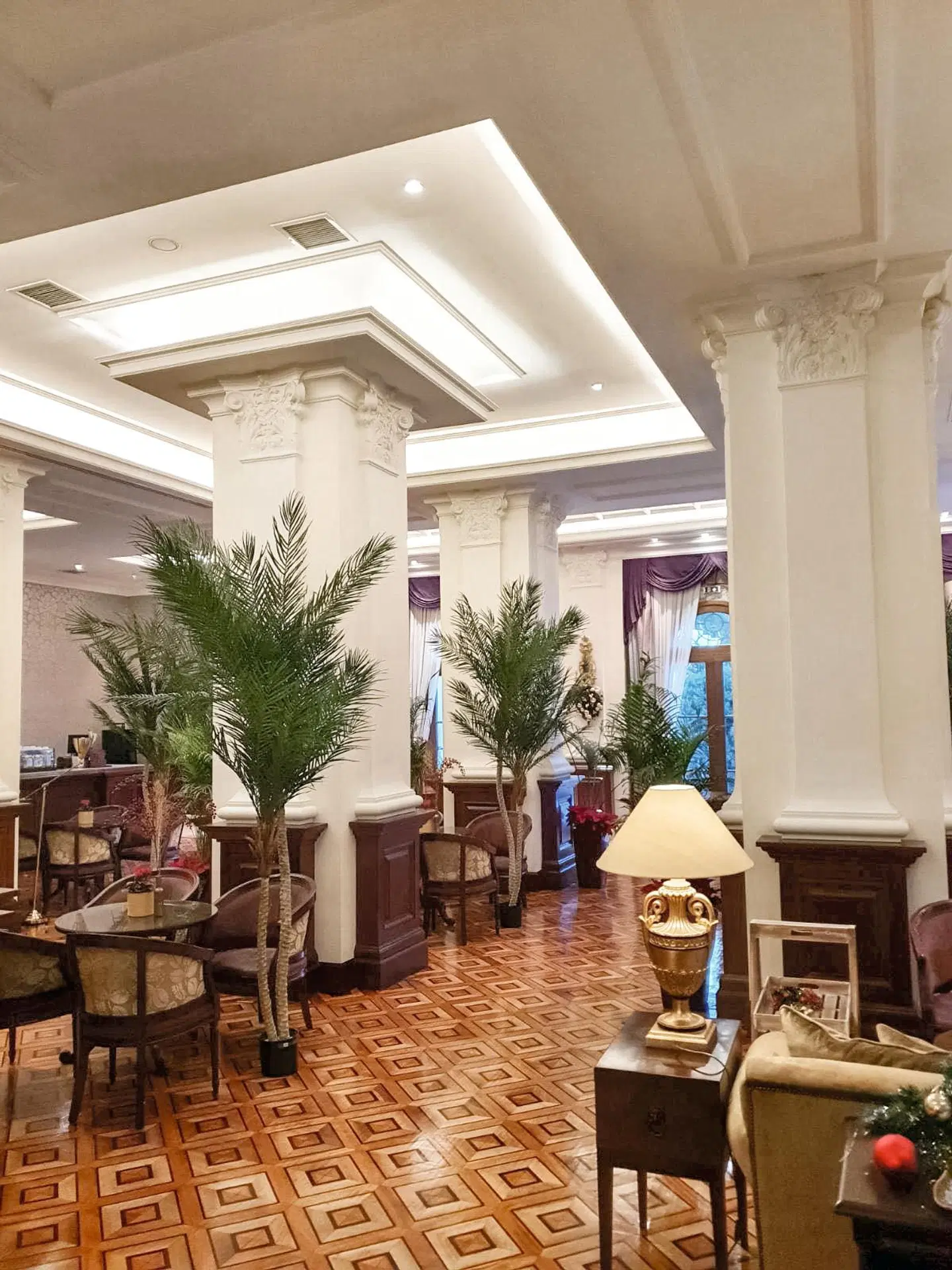 Larissa Imperial LOUNGE_LOBBY