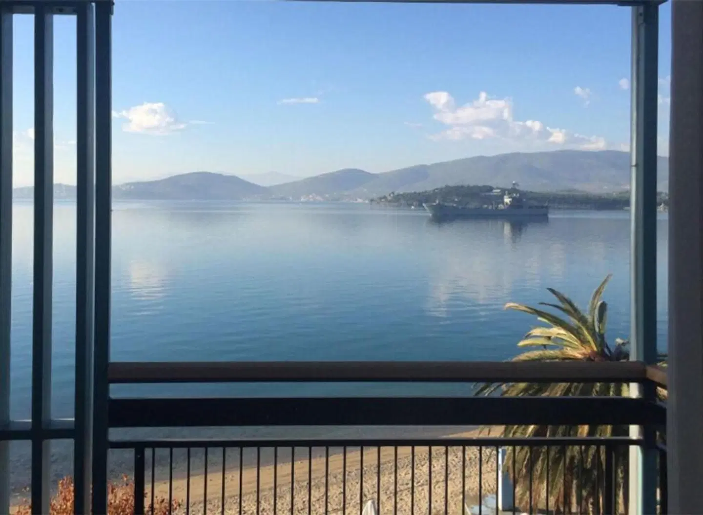 Xenia Volou Domotel Terrasse