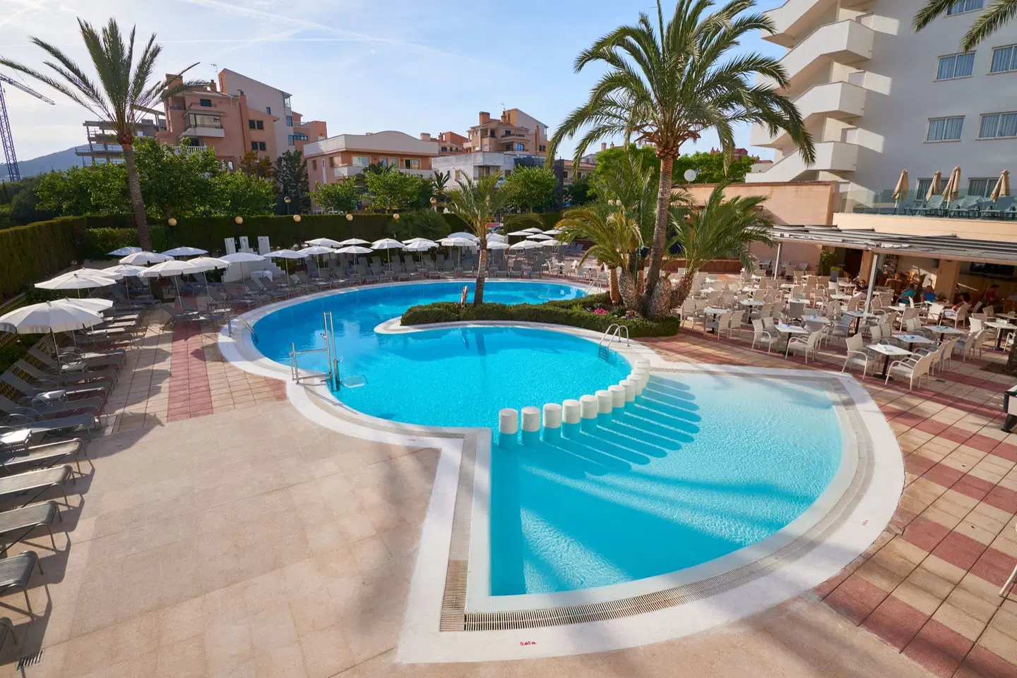 Girasol OUTDOOR_POOL