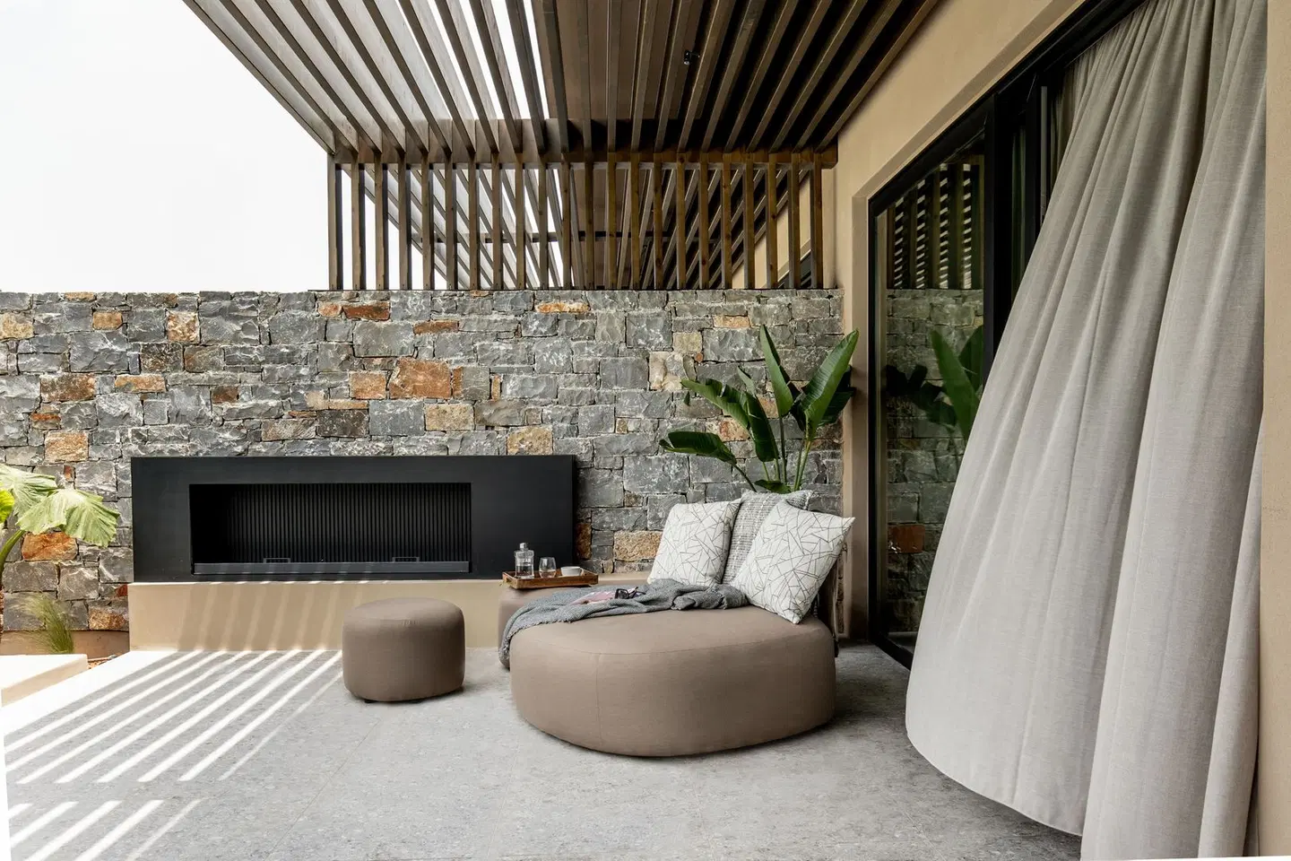 Pnoe Breathing Life Resort Terrasse