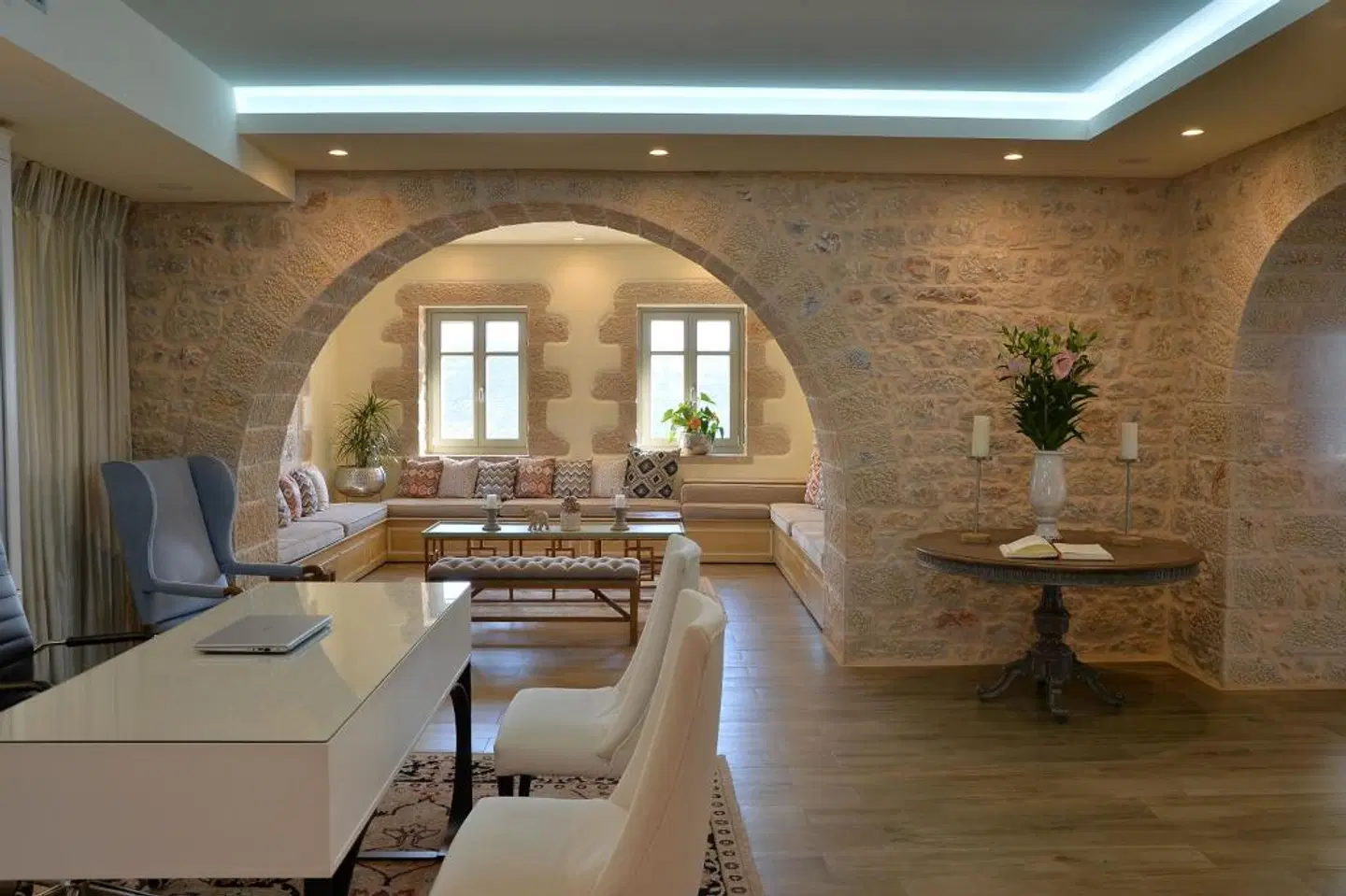 Akrolithi Boutique Hotel & Suites Restaurant