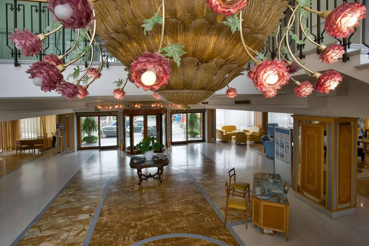 Grand Hotel Flora LOUNGE_LOBBY