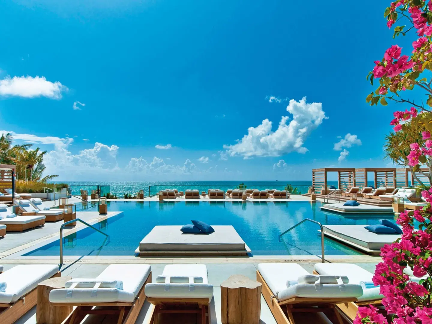 1 Hotel South Beach OUTDOOR_POOL