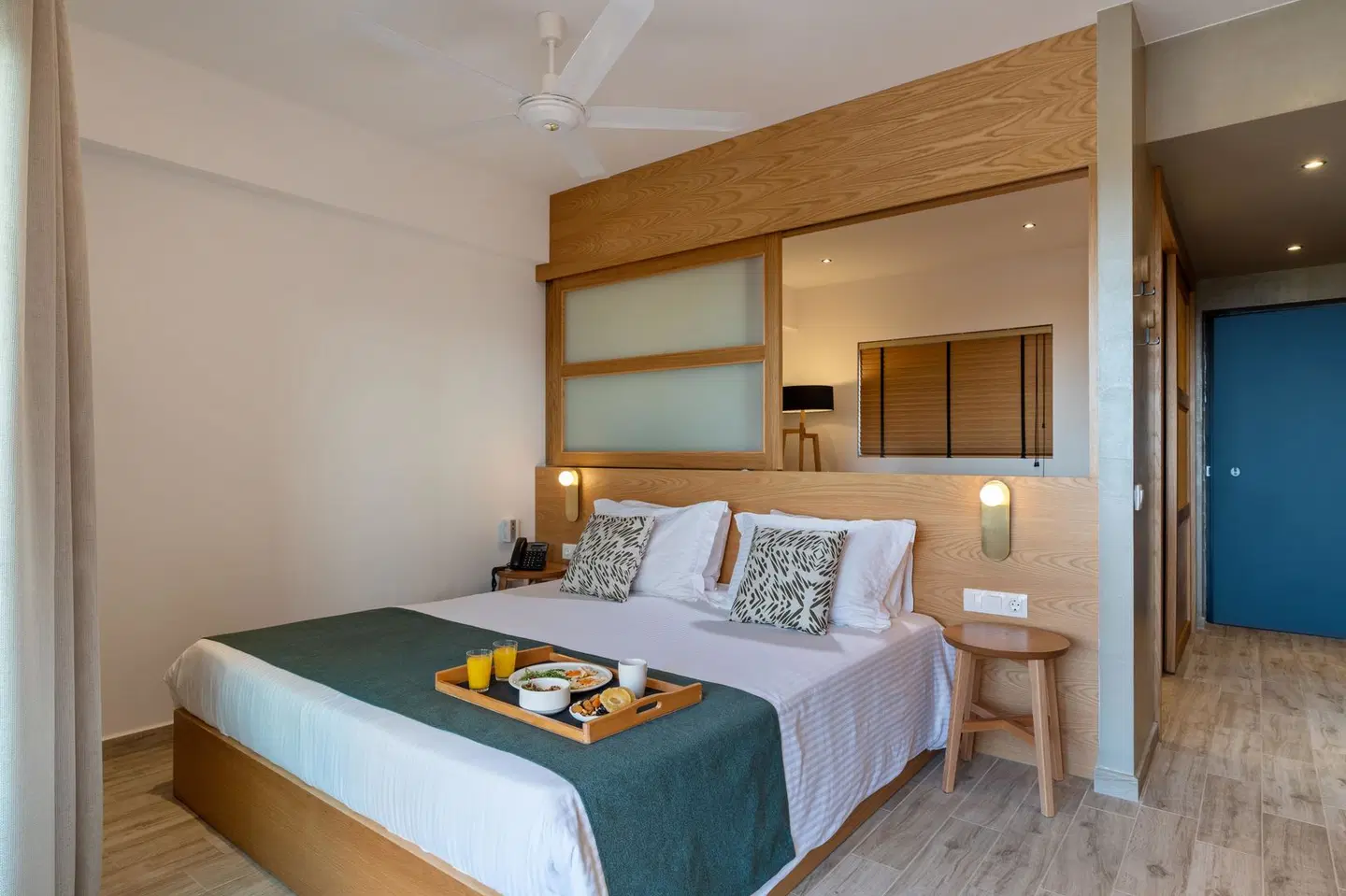 Georgioupolis Suites ROOM_EXAMPLE