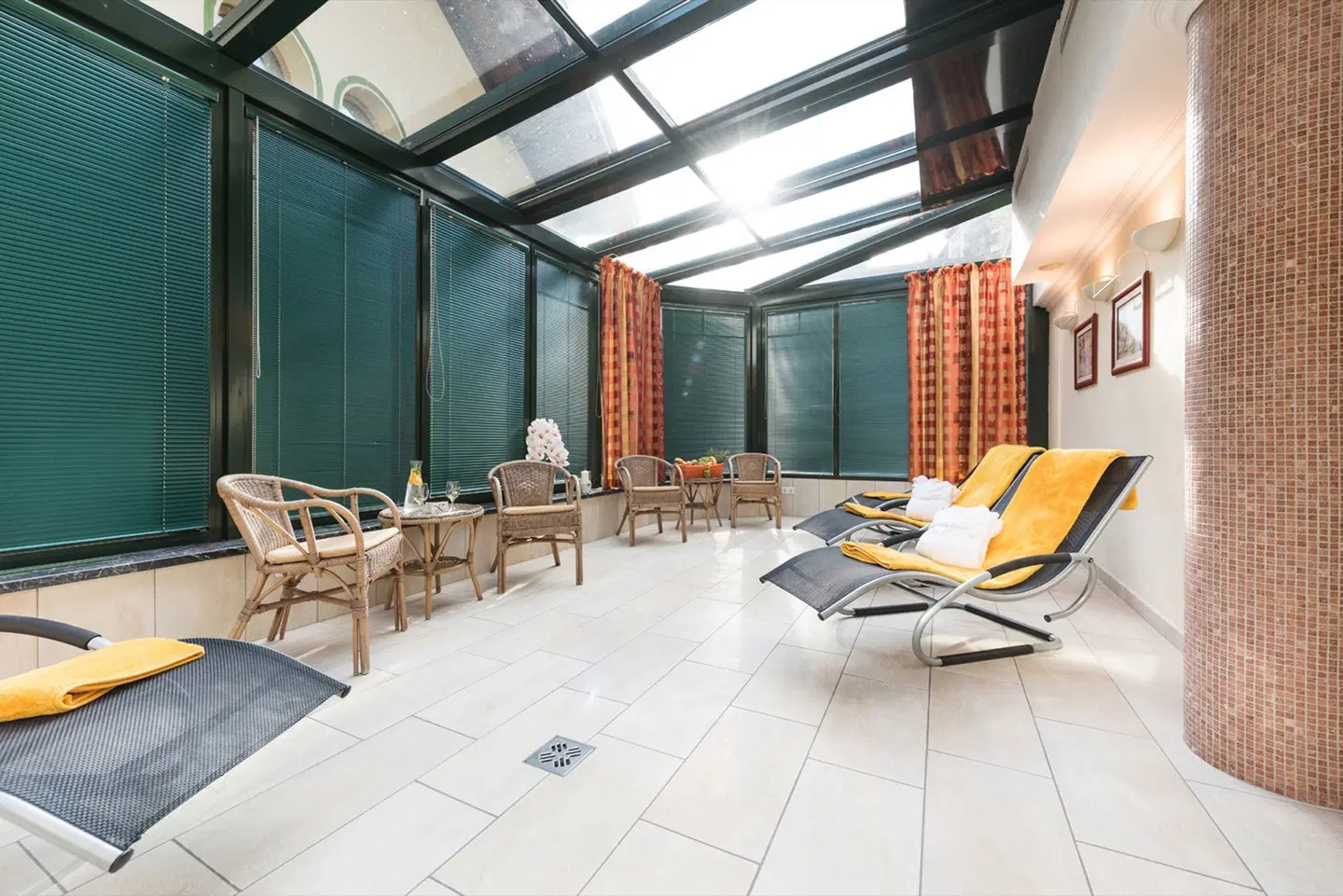 Kertess LOUNGE_LOBBY