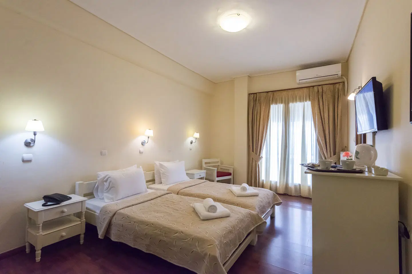 Akroyali Hotel & Restaurant ROOM_EXAMPLE