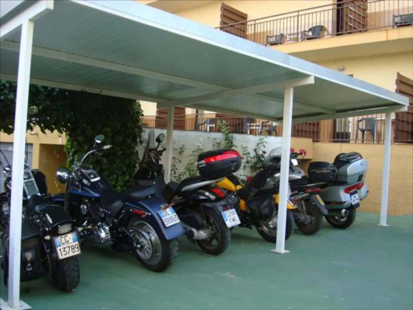 Univers SPORTS_AND_LEISURE