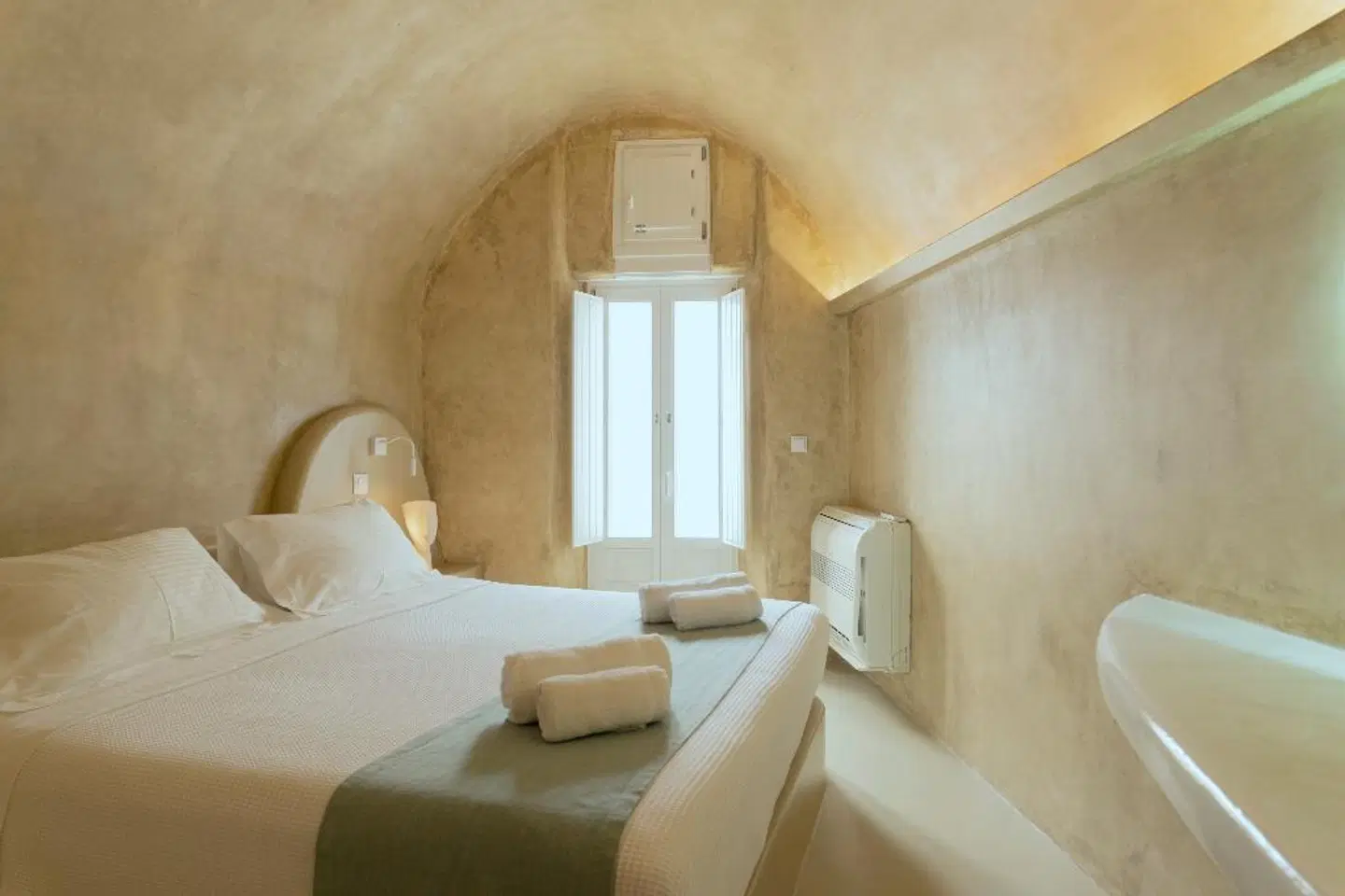 Oia Mansion HEALTH_BEAUTY