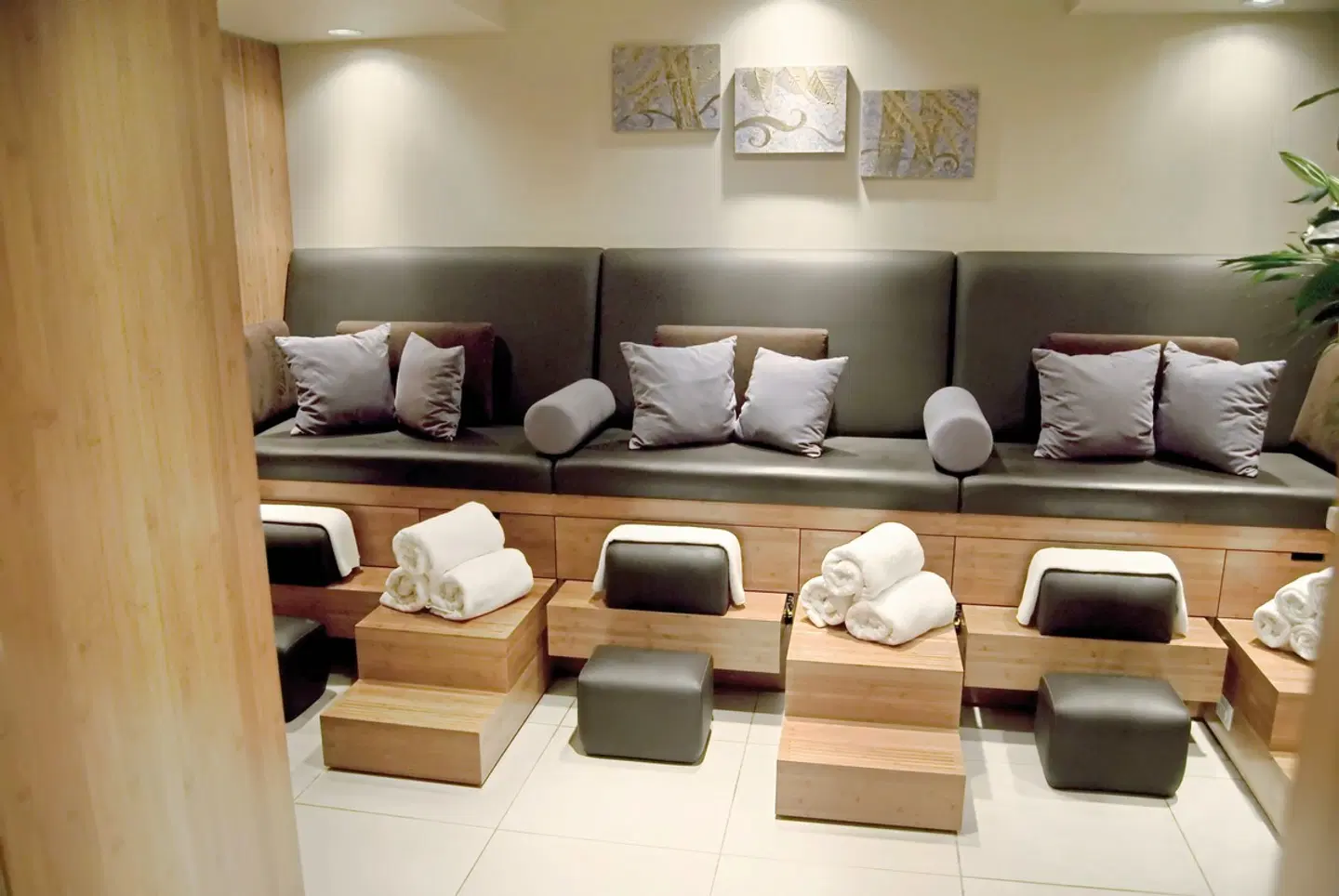 The Sutton Place Hotel Vancouver LOUNGE_LOBBY