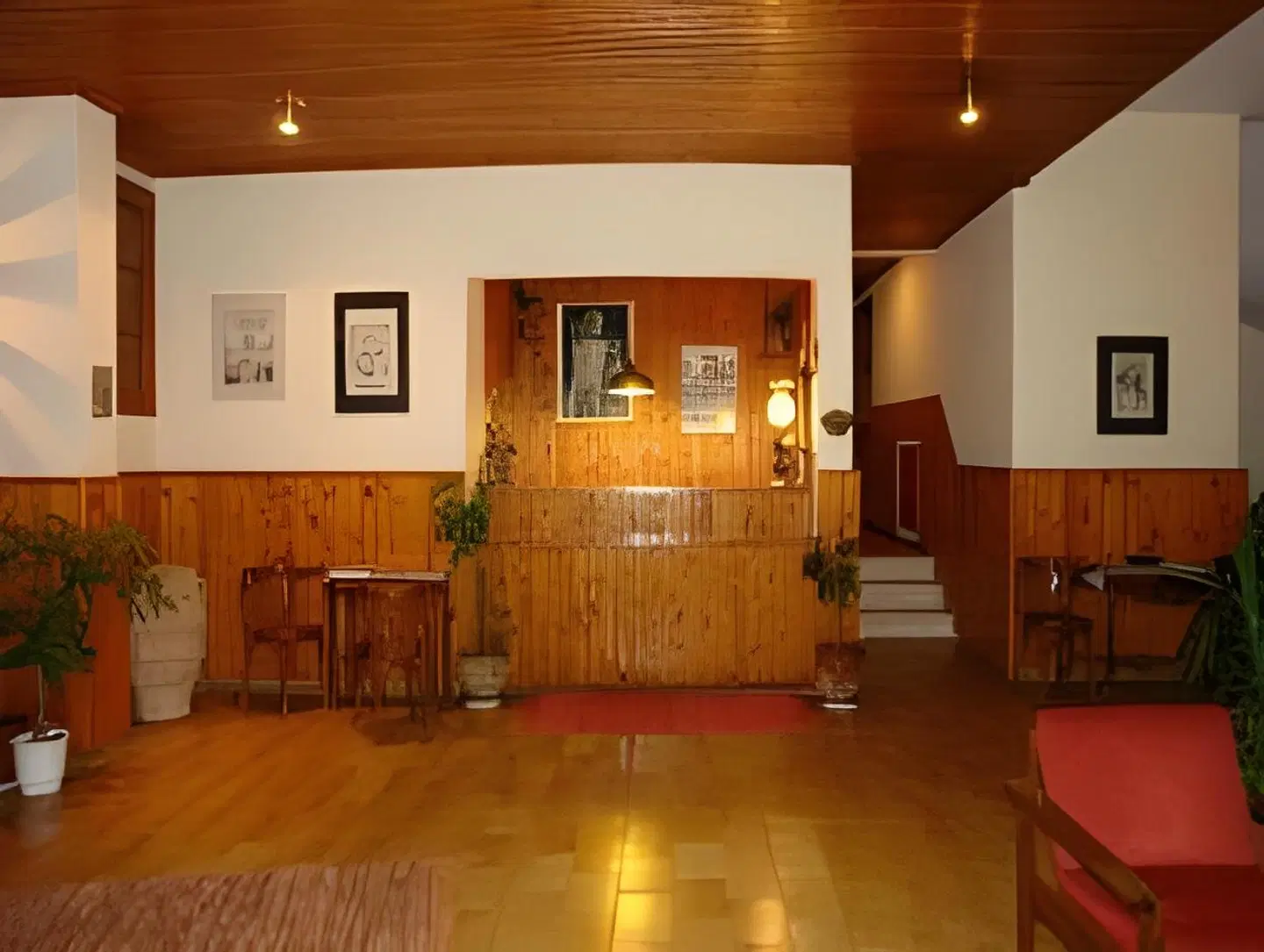 Hercules LOUNGE_LOBBY