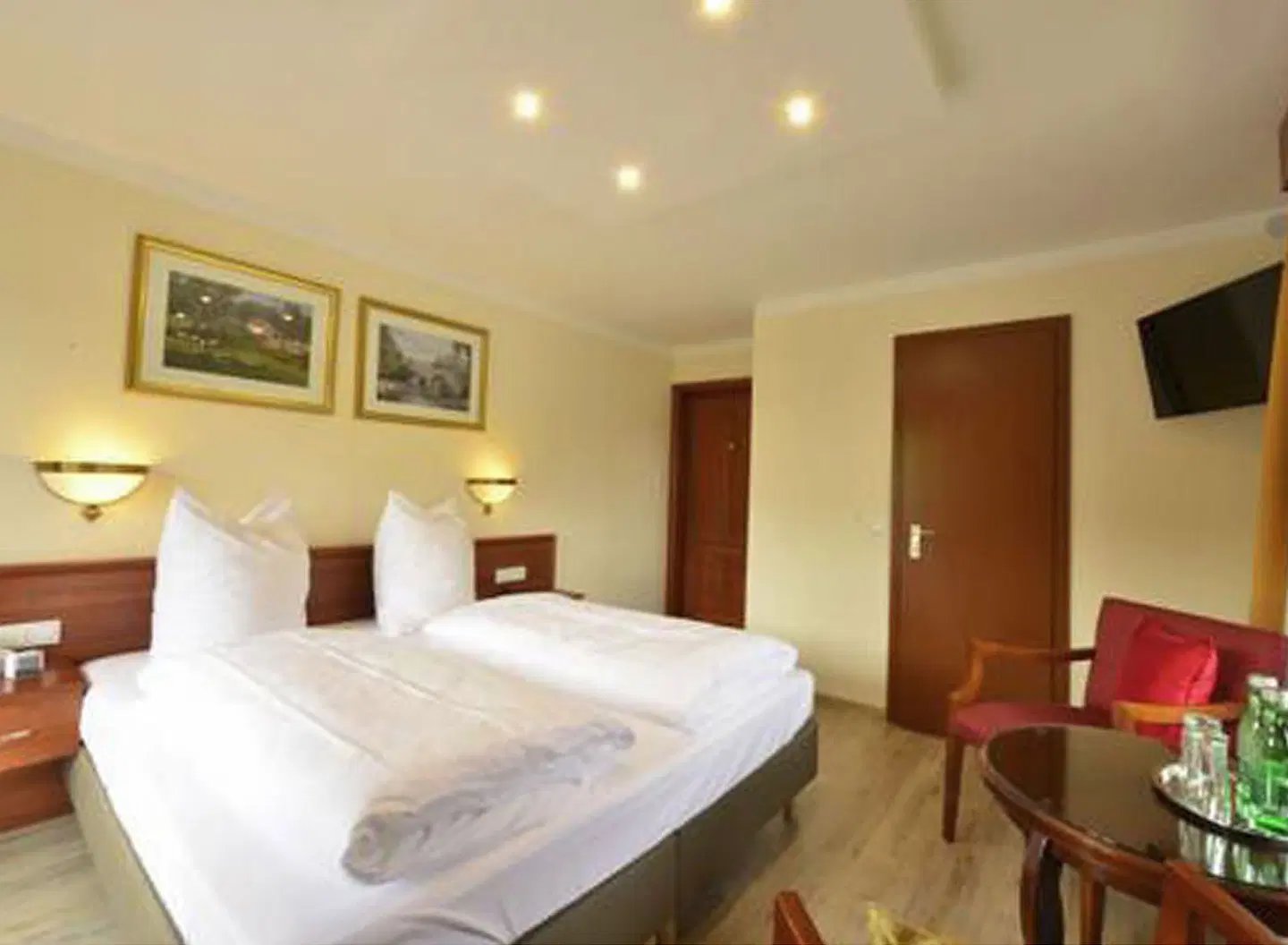 Hotel Beretta ROOM_EXAMPLE