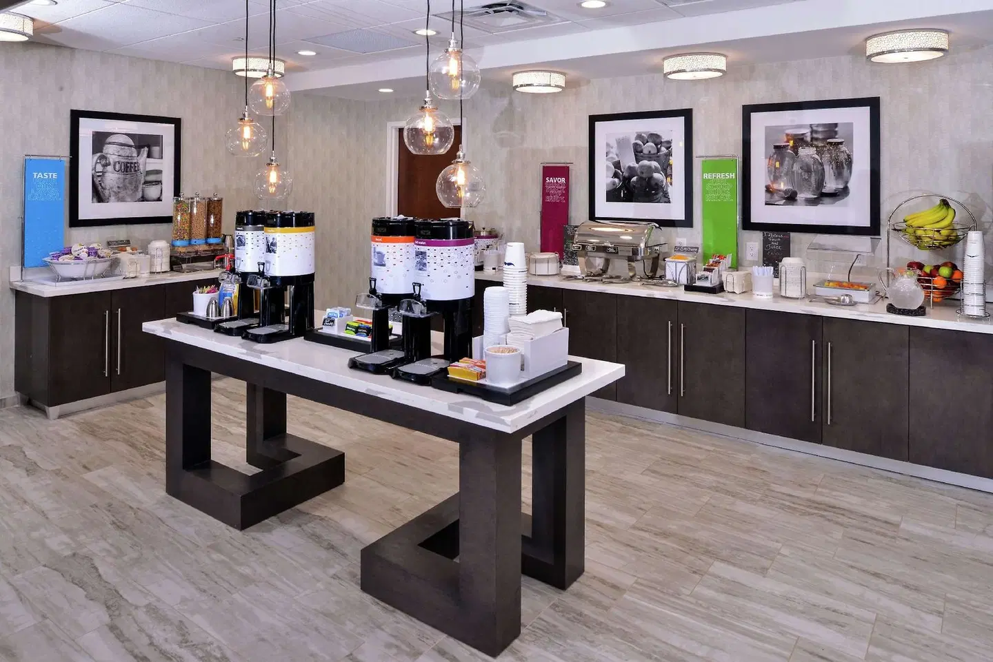 Hampton Inn and Suites Atlanta/Marietta Restaurant