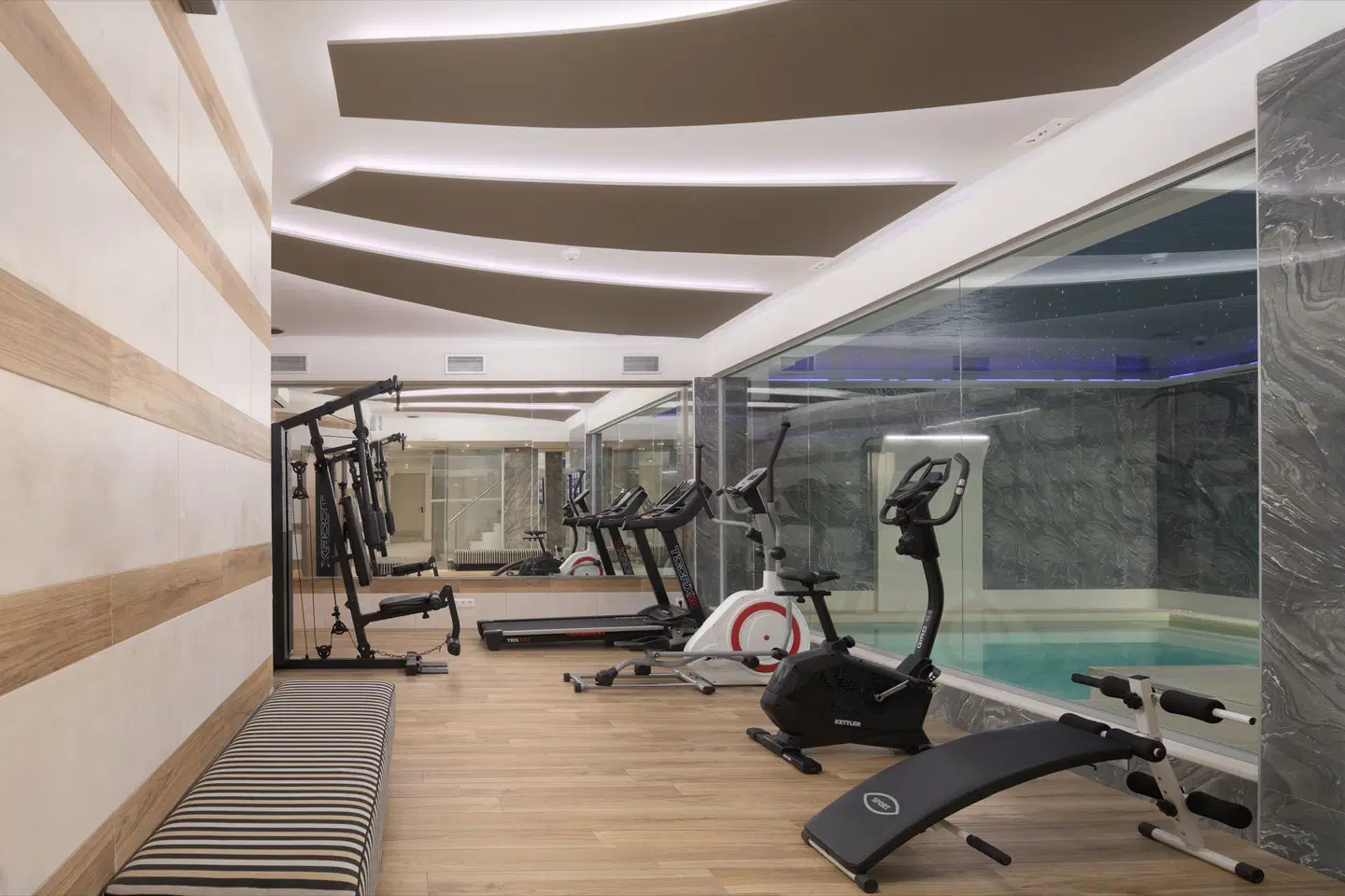 Melrose Hotel SPORTS_AND_LEISURE