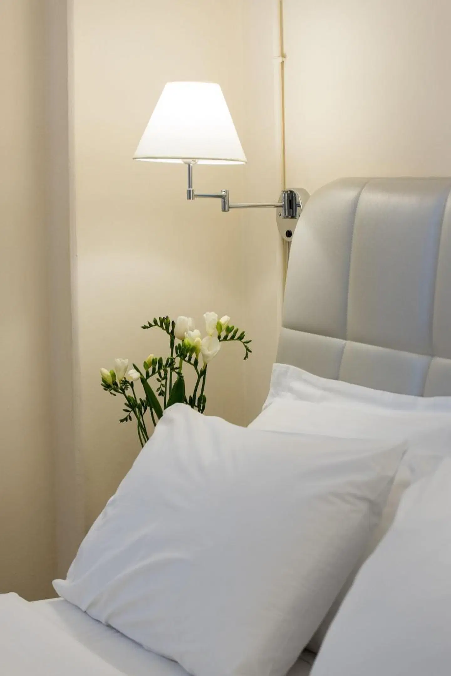 Old Town Inn ROOM_EXAMPLE